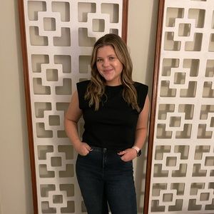 Meet your Posher, Claire